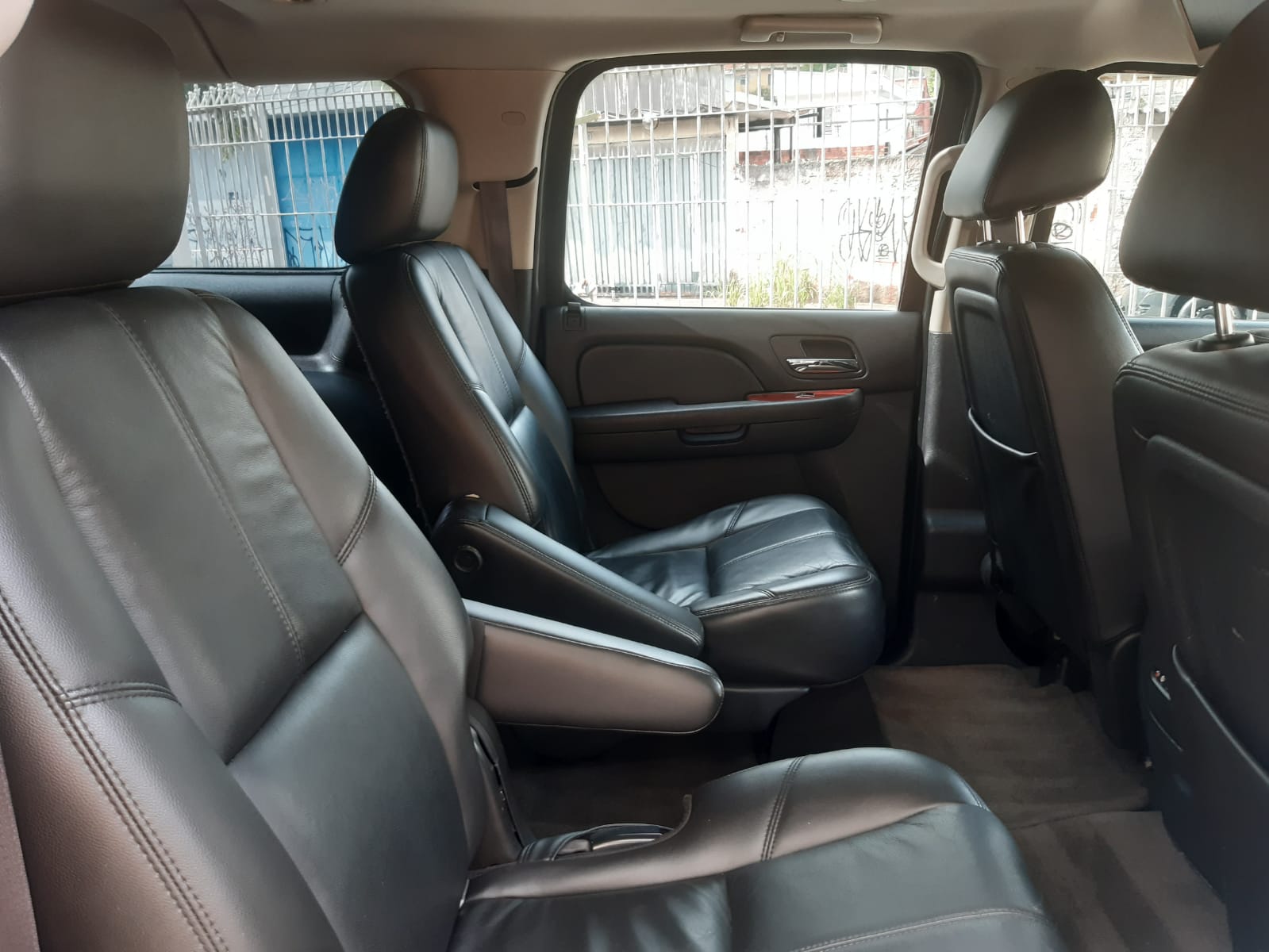 CHEVROLET SUBURBAN ANO/MOD 2011