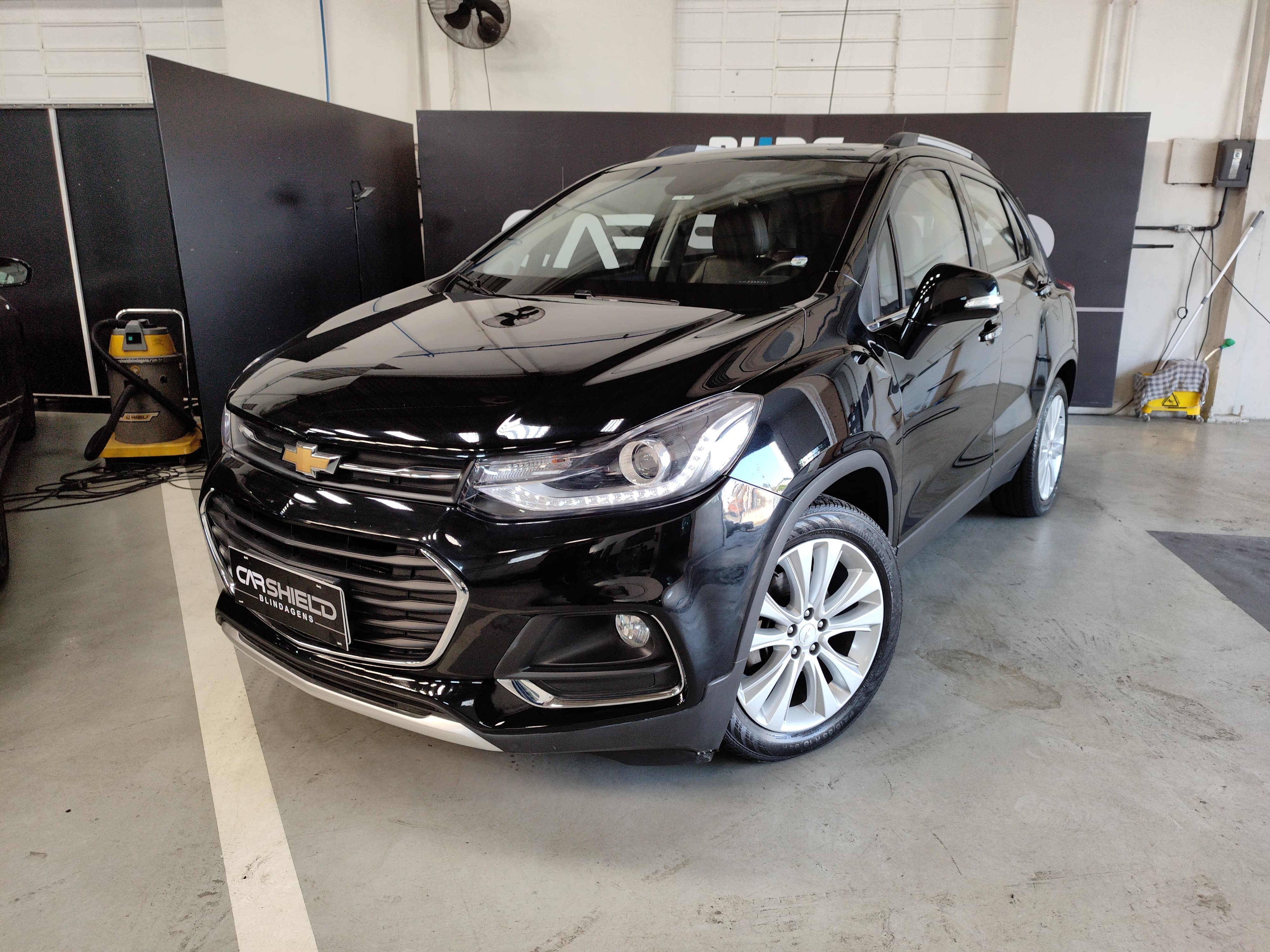 CHEVROLET TRACKER
