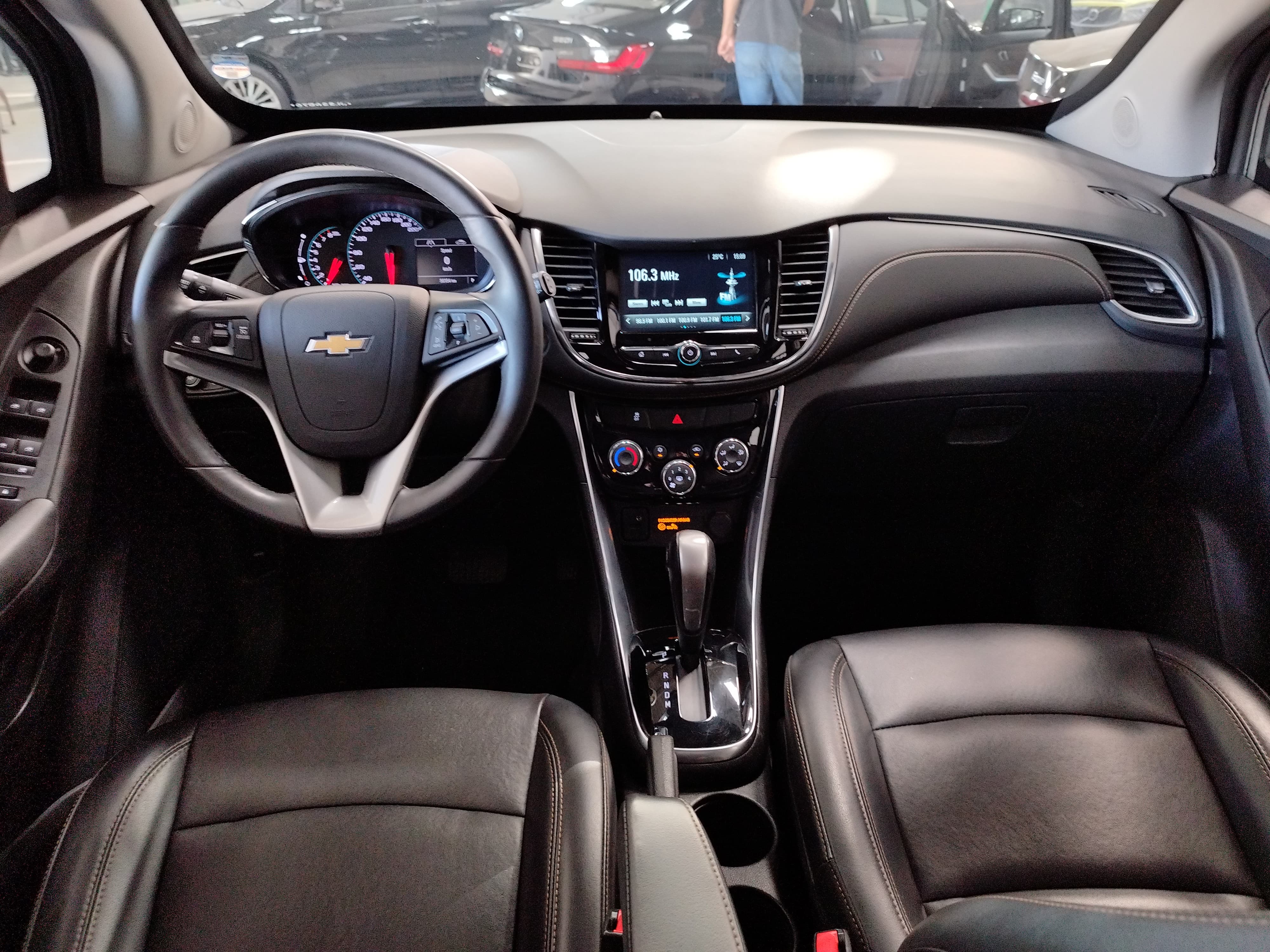 CHEVROLET TRACKER